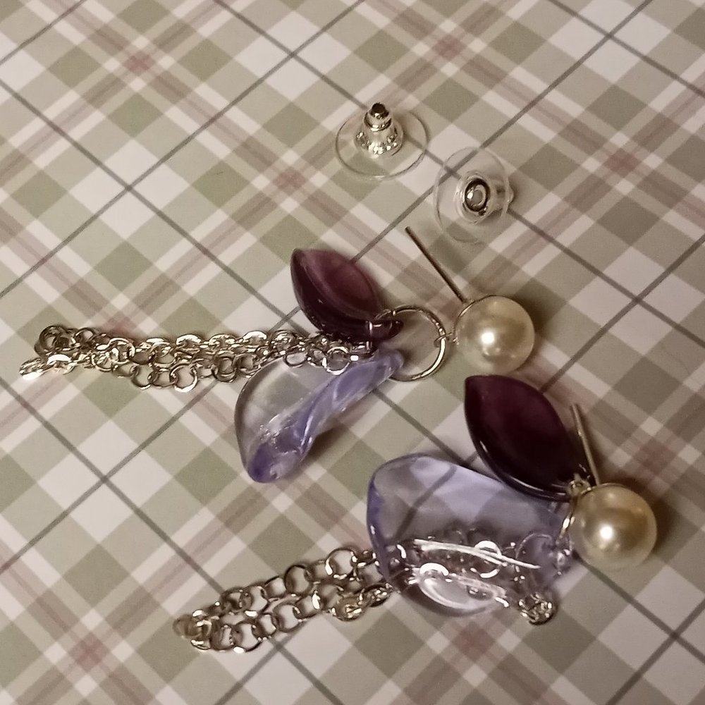 Home made/handmade Metal Dangle Stud Earrings with Acrylic Petals #67